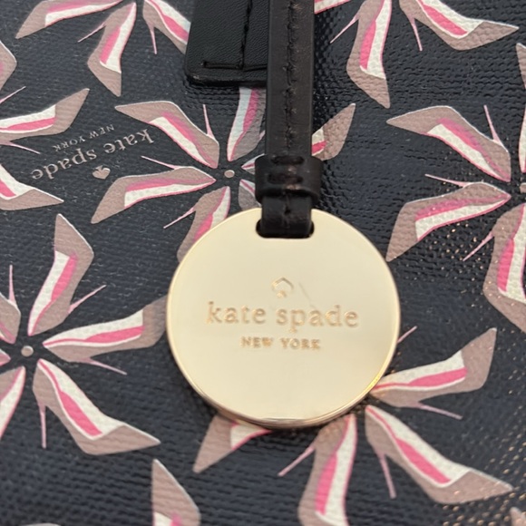 Kate spade New York Broome Street large tote - Picture 5 of 8